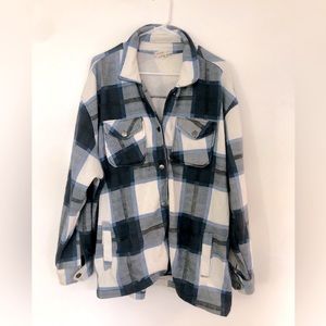 Super Soft Fleece Blue Plaid Button Up Shacket Size UK14